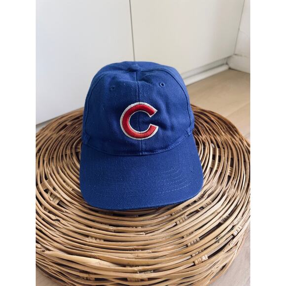 Vintage CUBS Baseball Hat Fitted Cap By Bee Size 7.5" - Picture 1 of 6